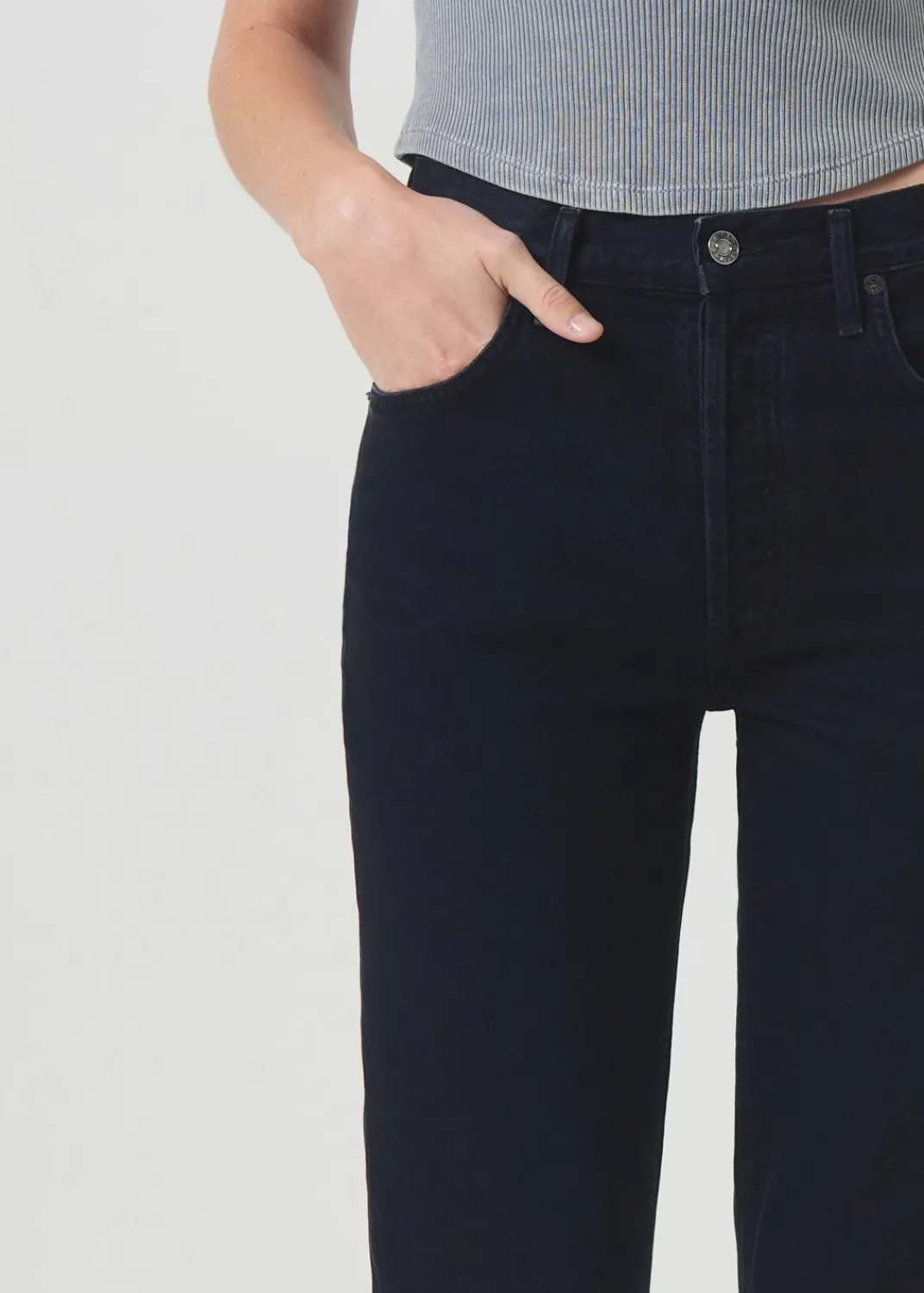New AGOLDE Riley High Rise Straight Crop In Crushed